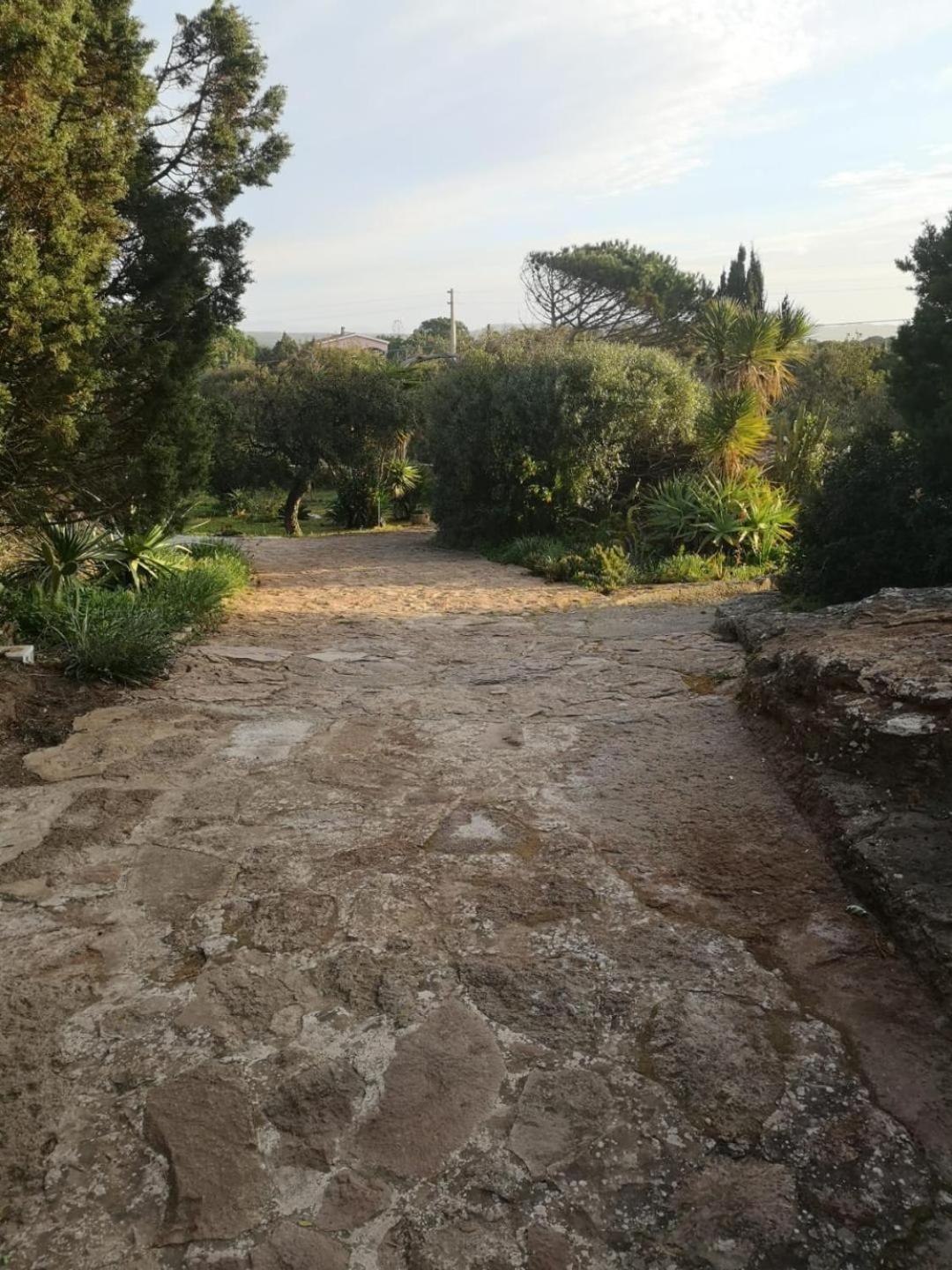 B&B Domus Oriens - Monolocale Indipendente In Villa Portoscuso Eksteriør bilde