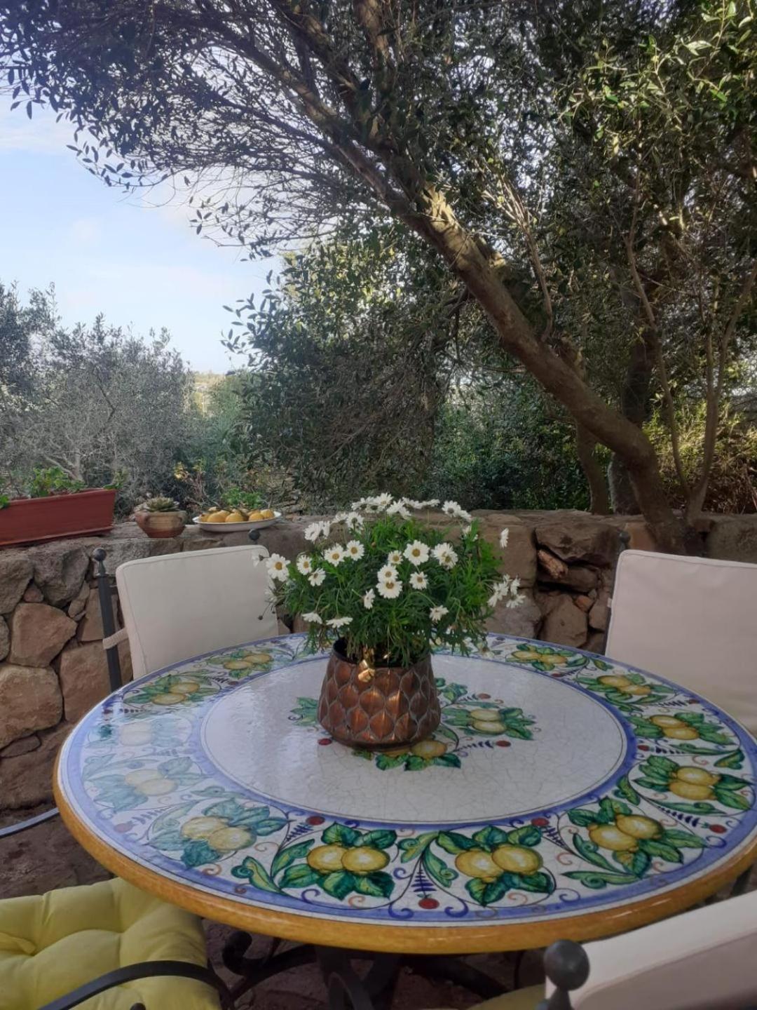 B&B Domus Oriens - Monolocale Indipendente In Villa Portoscuso Eksteriør bilde